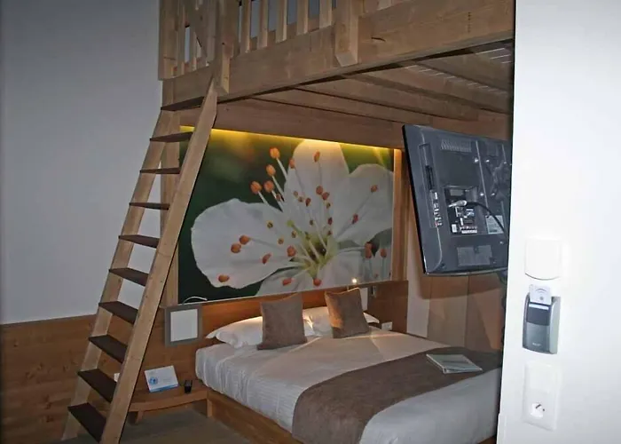 La Croix De Savoie & Spa