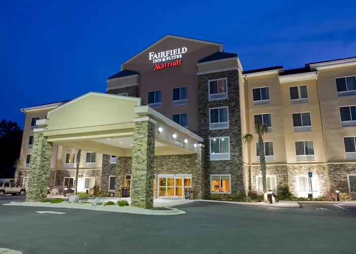 Fairfield Inn & Suites By Marriott Commerce