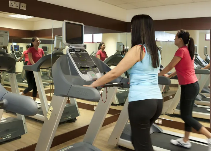 City Seasons Al Hamra Hotel