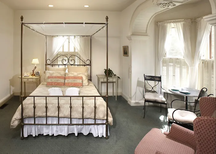 Washington House Inn