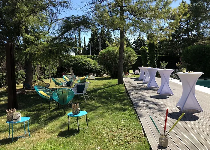 Le Safari Hotel Restaurant