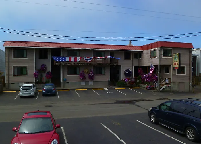 Tradewinds Motel