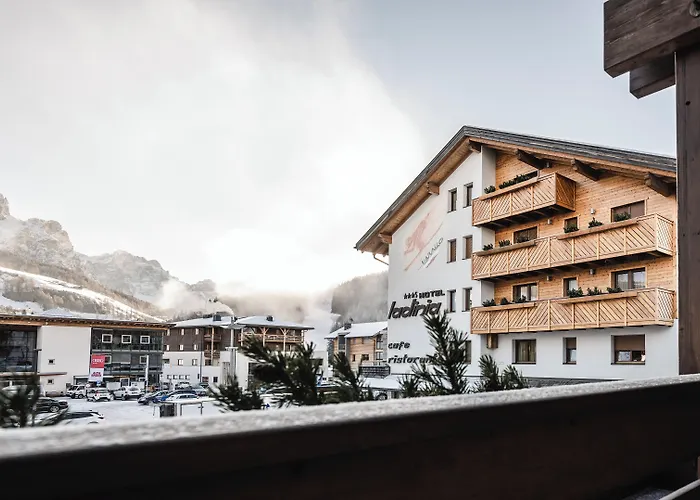 Hotel Ladinia