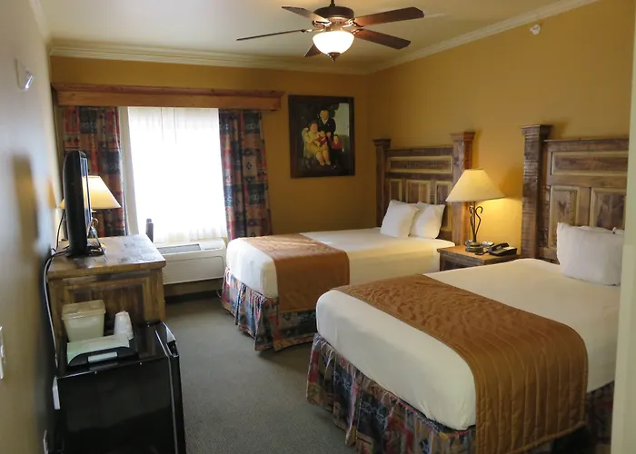 La Hacienda Inn near Alamodome&Riverwalk