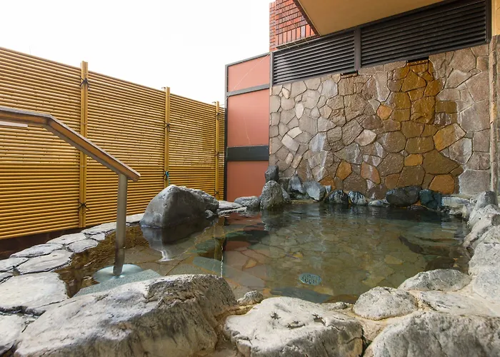 Apa Hotel Komatsu Grand