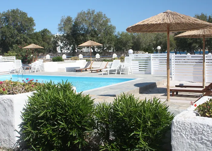 Porto Naoussa (Adults Only)
