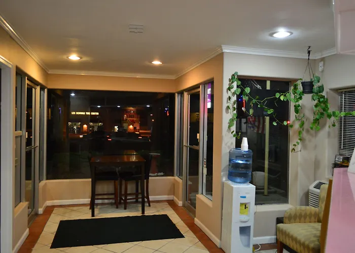 Economy Inn