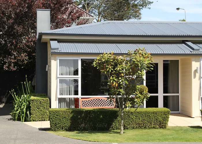 Merivale Manor