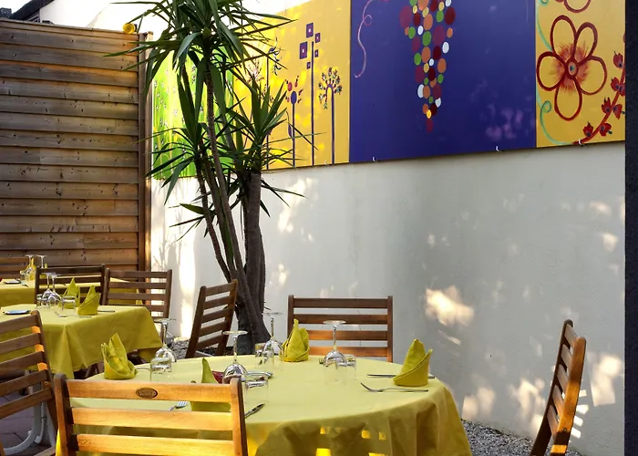Hôtel Restaurant Logis La Palette