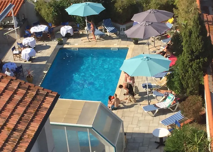 Le Galion Hotel Et Restaurant Canet Plage - Logis