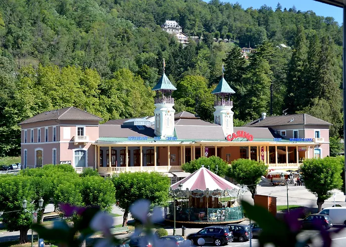 Logis Hôtel L'Auzeraie Ax-les-Thermes