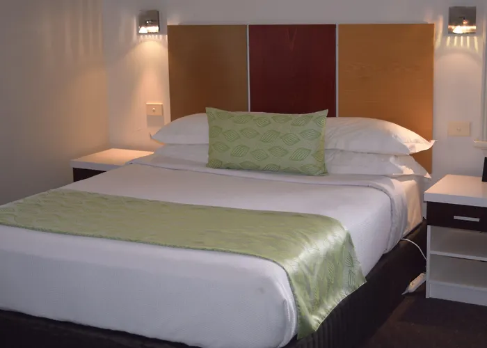 Auldington Hotel