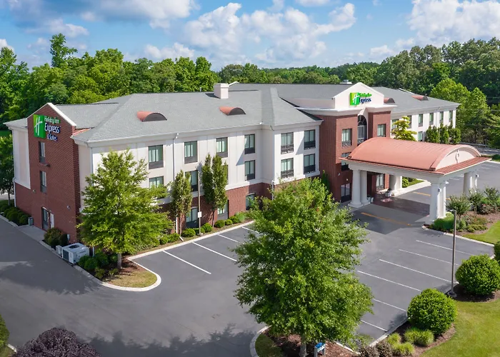 Holiday Inn Express - Tullahoma By Ihg