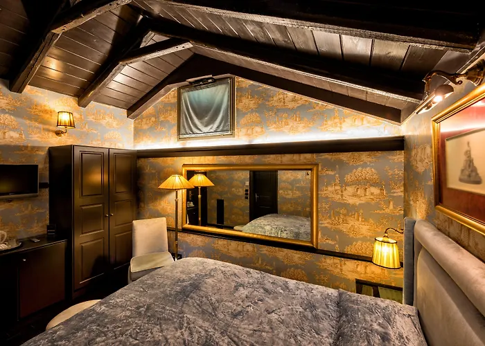 Maison Grecque Hotel Extraordinaire