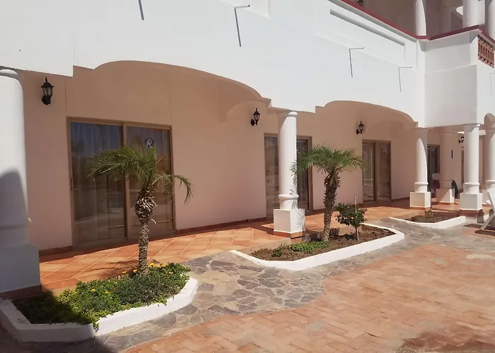 Best Western Laos Mar Hotel & Suites