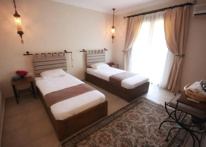 Dardanos Hotel