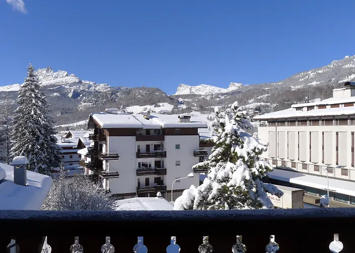 Hotel Bellaria - Cortina d'Ampezzo - parking