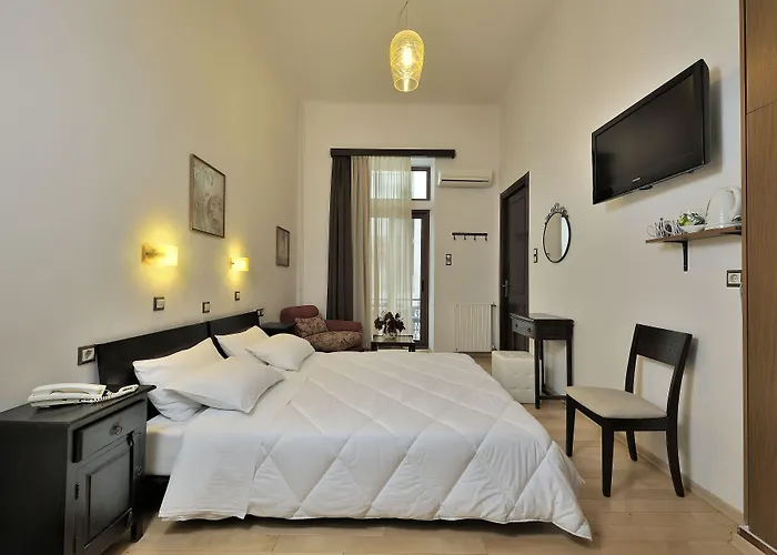 Dryades & Orion Hotel