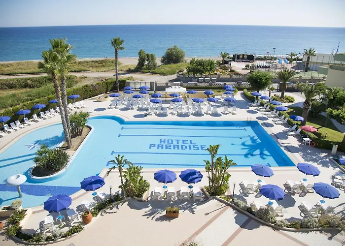 Hotel Village Paradise