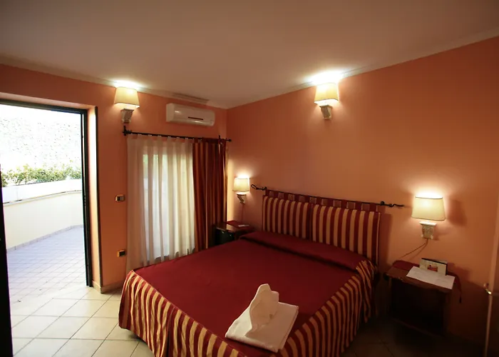 Airport Hotel