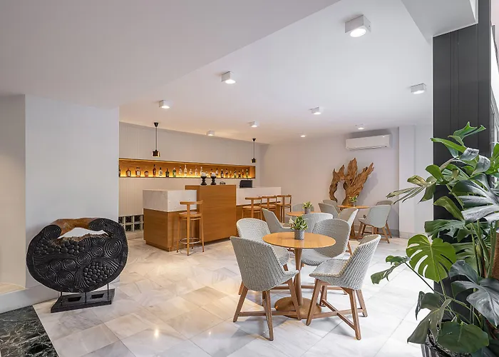 Avra City Boutique Hotel