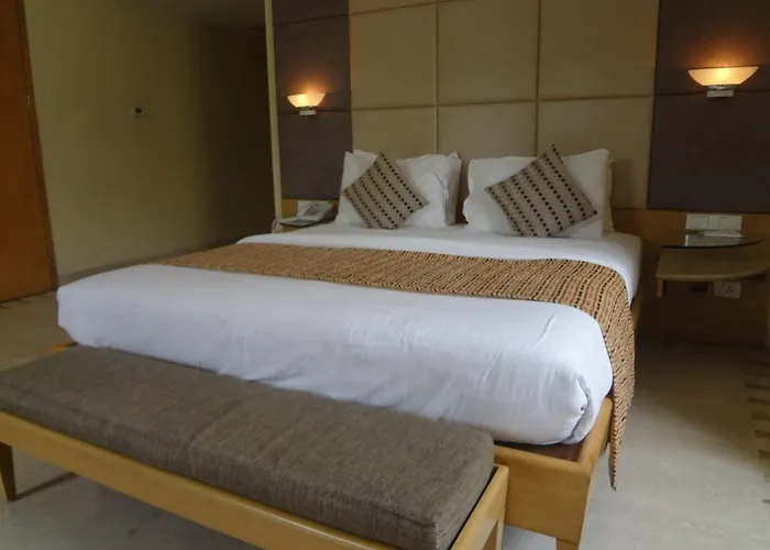Ascot Hotel