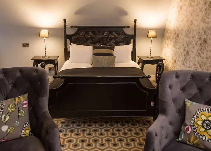 Anner Hotel