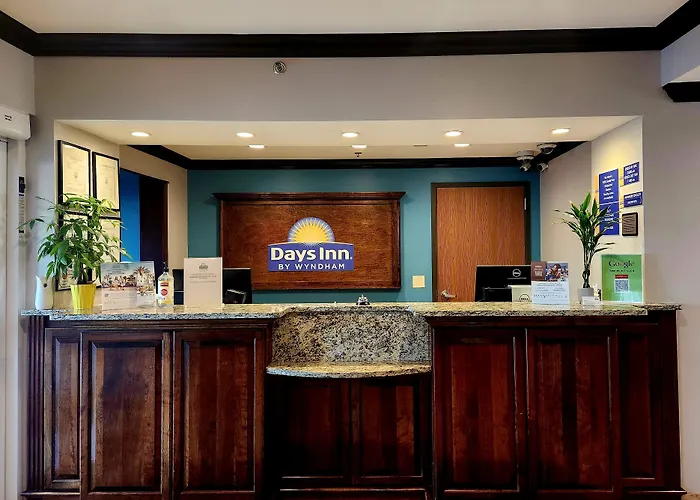 Days Inn By Wyndham Baton Rouge I-10