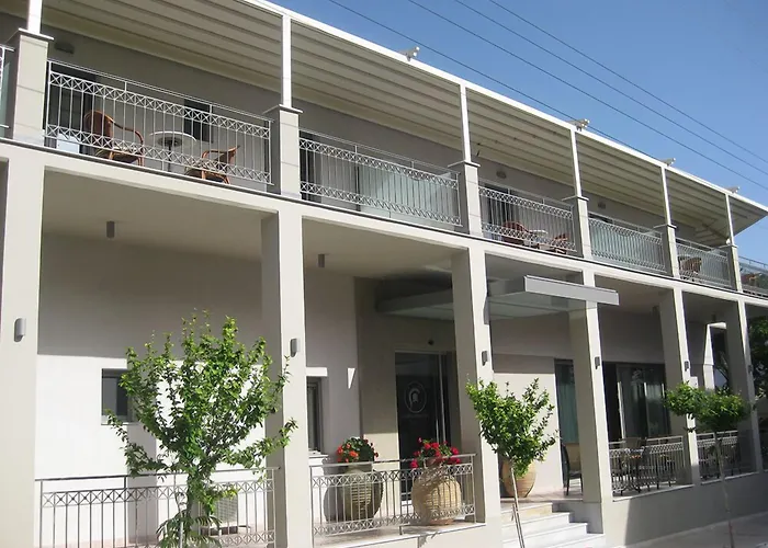 Achilles Hotel