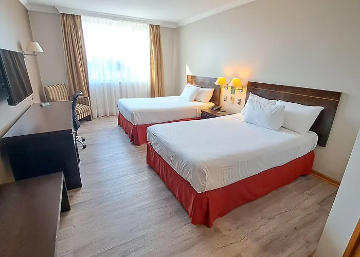 Hotel Diego de Almagro Lomas Verdes