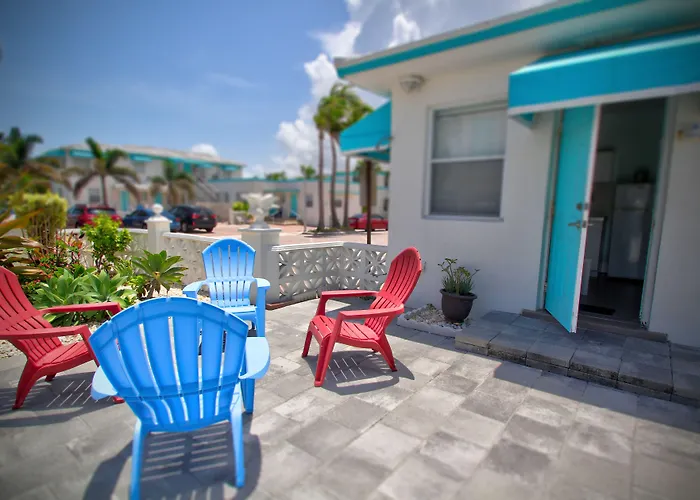 Hollywood Beachside Boutique Suite