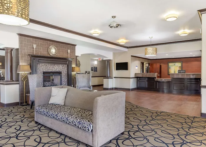 Best Western Plus Classic Inn And Suites