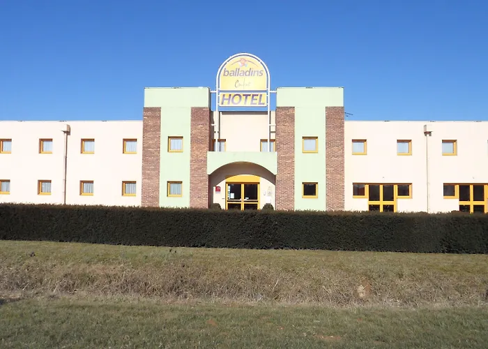 Hotel The Originals Access, Bourges Nord Saint-Doulchard