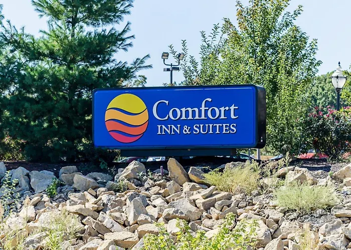 Comfort Inn & Suites Lawrence - University Area