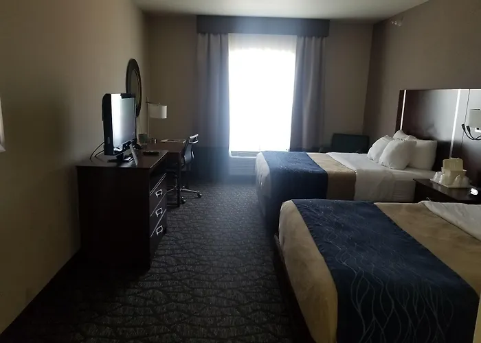 Junction City Inn & Suites