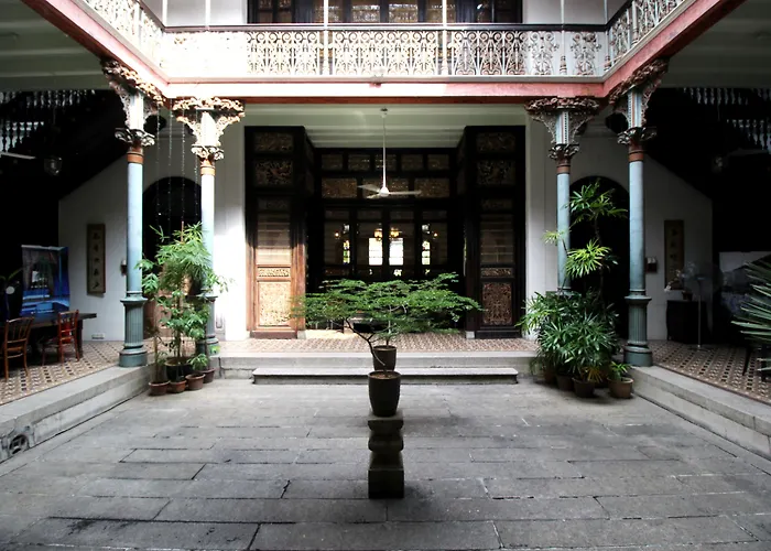 Cheong Fatt Tze - The Blue Mansion