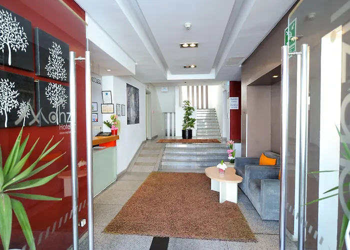 Manzil Hotel