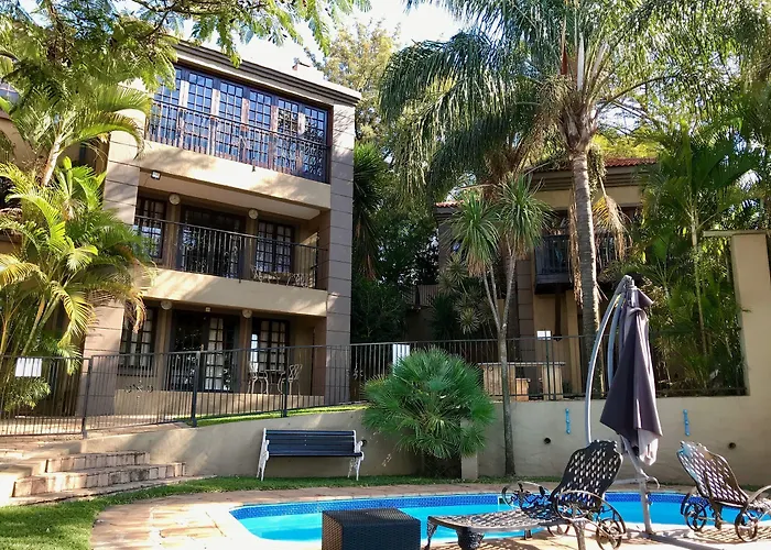 Waterfalls Boutique Hotel