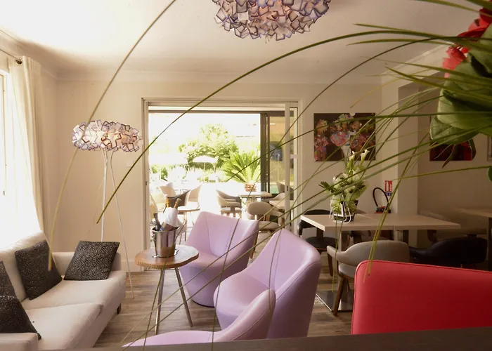 Hotel Villa Sophia - Adults Only July And August