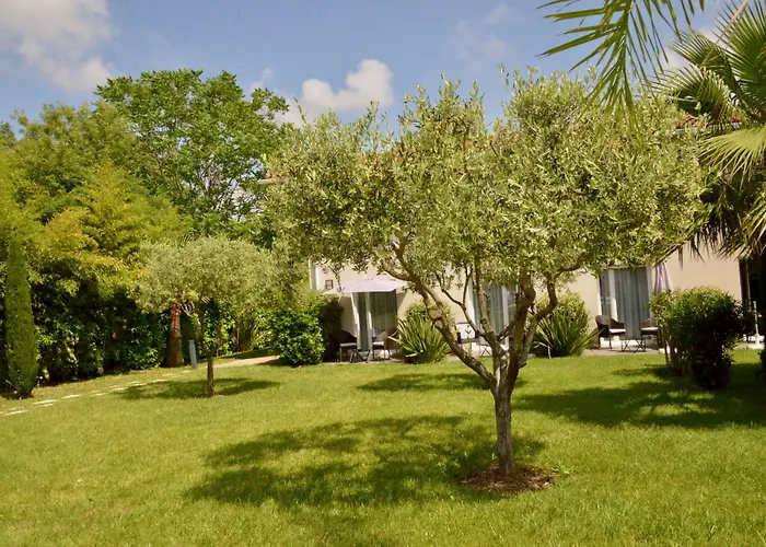 Hôtel Villa Sophia - ADULTS ONLY JULY AND AUGUST