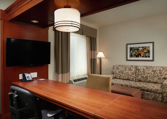 Hampton Inn And Suites Salem