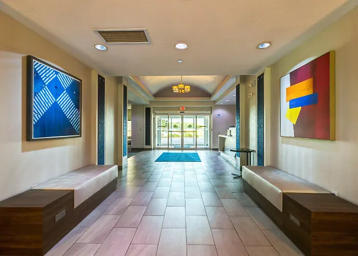 Holiday Inn Express Hotel & Suites Salina By Ihg