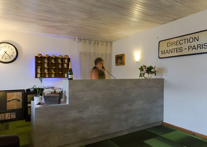 The Originals Access, Hôtel La Dousseine, Dreux Nord