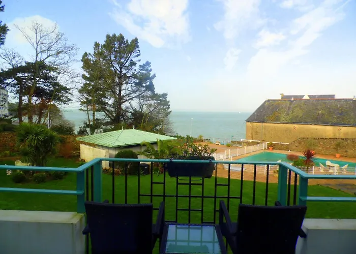 Clos de Vallombreuse, The Originals Relais