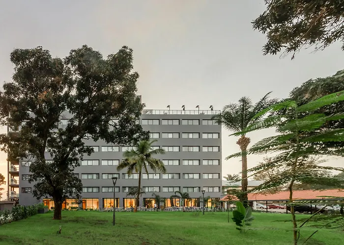 Riviera Royal Hotel