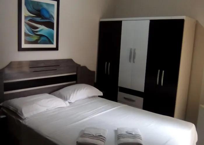 Vila Alaide Praia Hotel