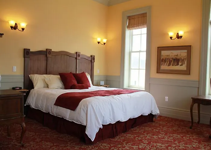 Windsor Hotel & Restaurant