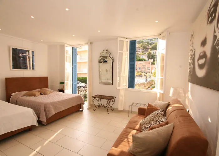 Hotel Normandy