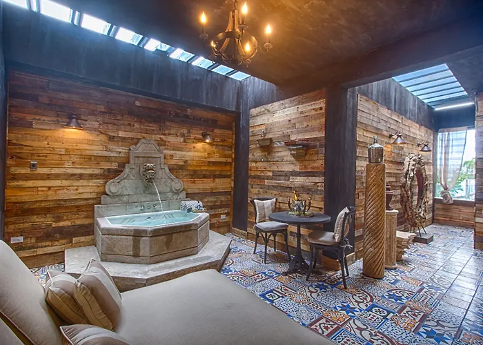 O:Live Boutique Hotel, A Small Luxury Hotel Of The World (Adults Only)