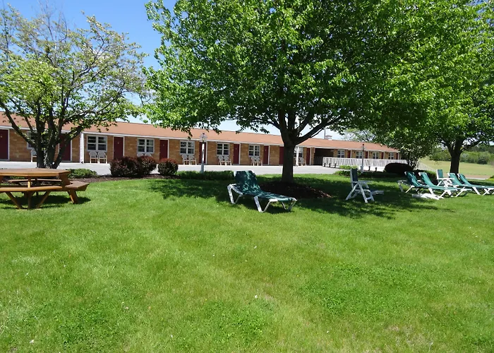 Amish Country Motel